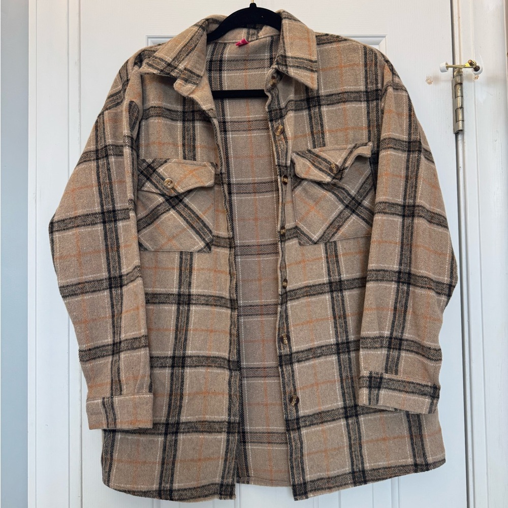 Mundefeis Plaid Shacket